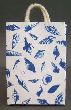 Dollhouse Miniature Shell Motif Shopping Bag